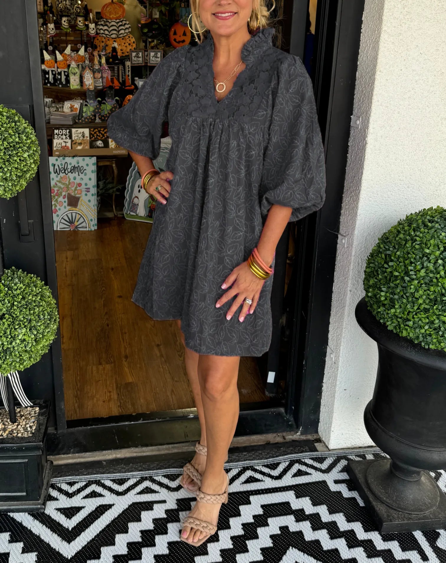 Tesia - Short Jacquard Dress with Puff Sleeves