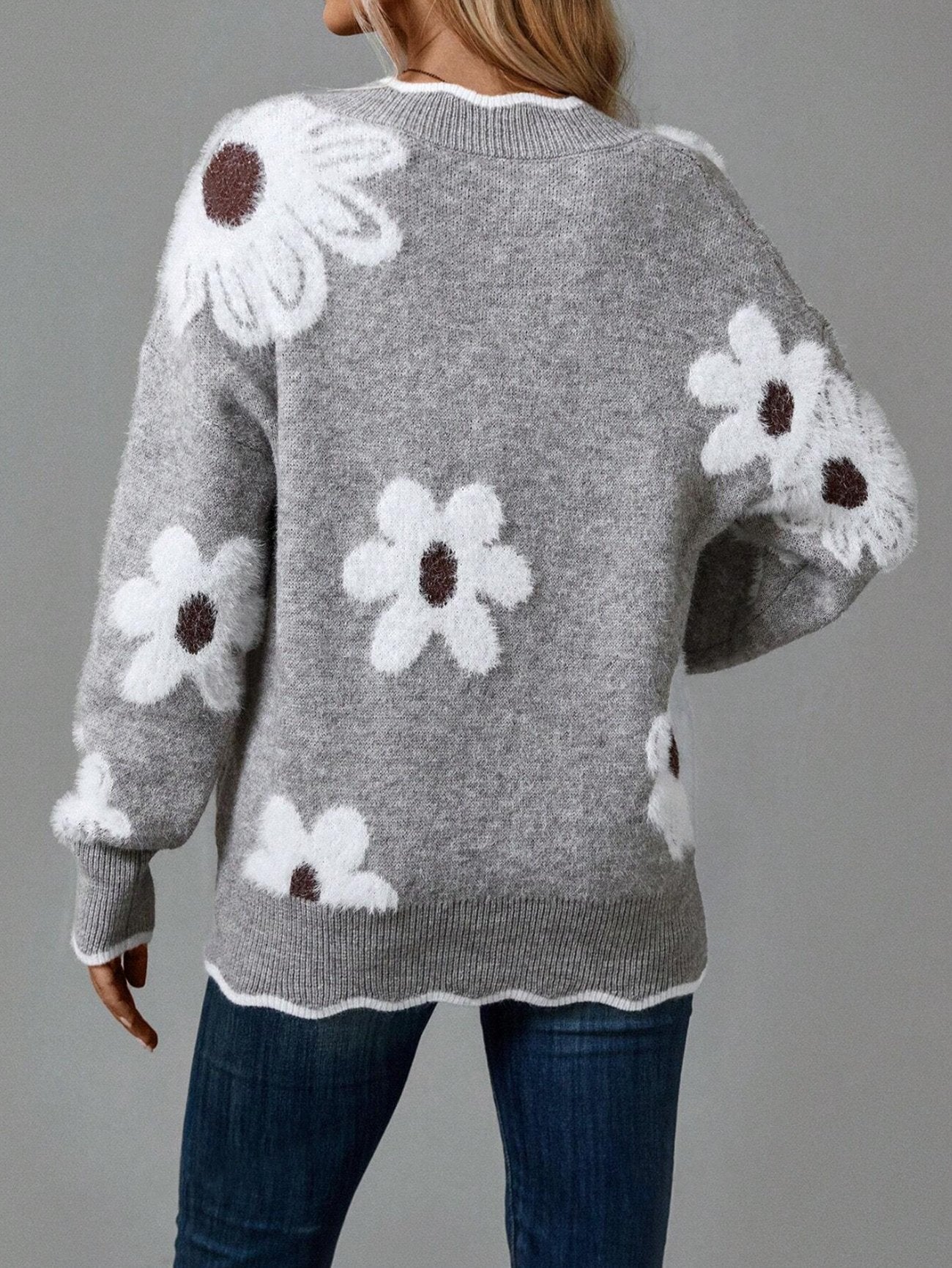 Odette - Pull Floral Élégant avec Bordure Festonnée