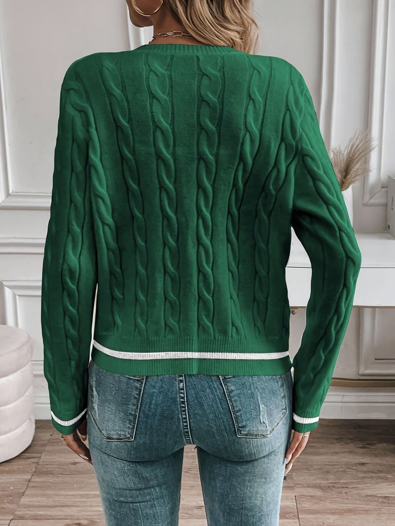 Elvyna - Soft Buttoned Cardigan with Timeless Charm