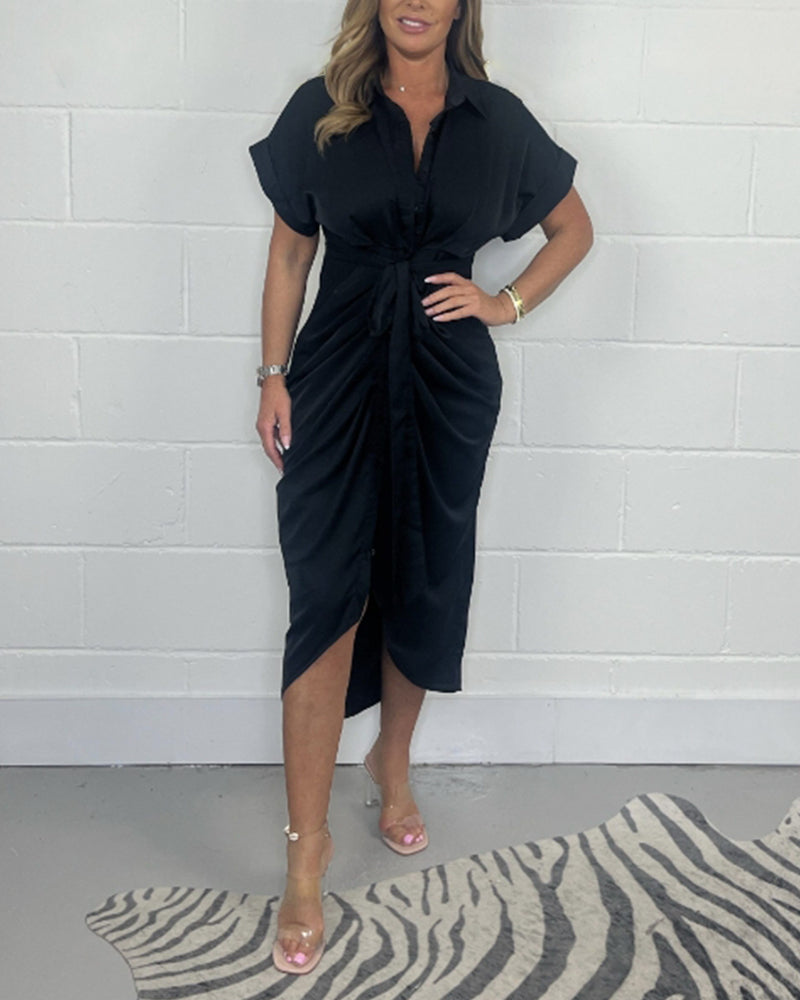 Marit - Robe Plissée Élégante avec Col Chemise