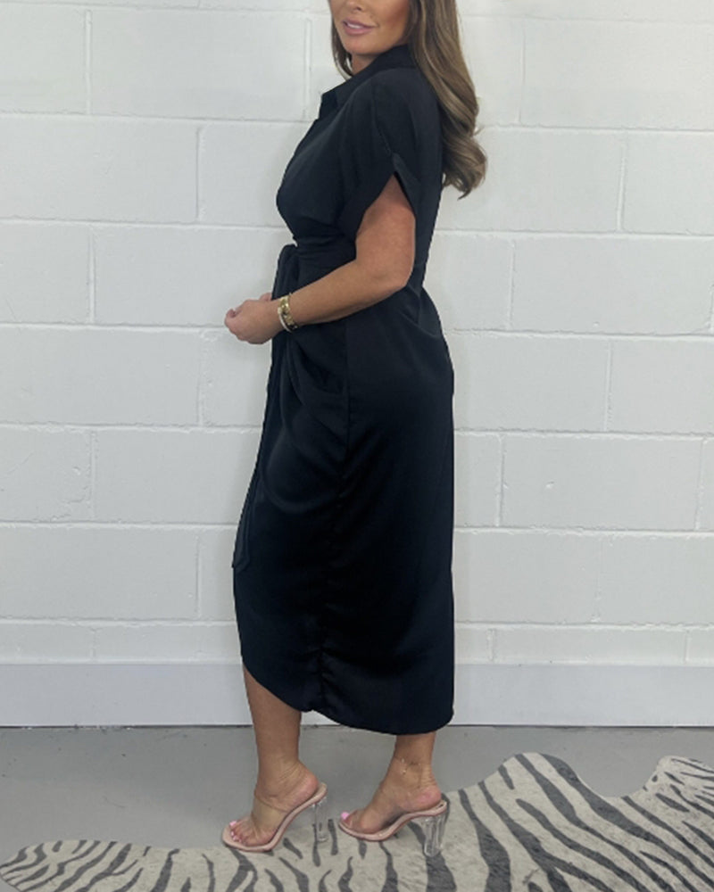 Marit - Robe Plissée Élégante avec Col Chemise