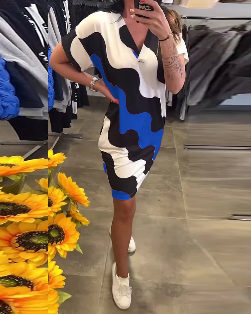 Quelindra - Wave Print Dress with Elegant Neckline