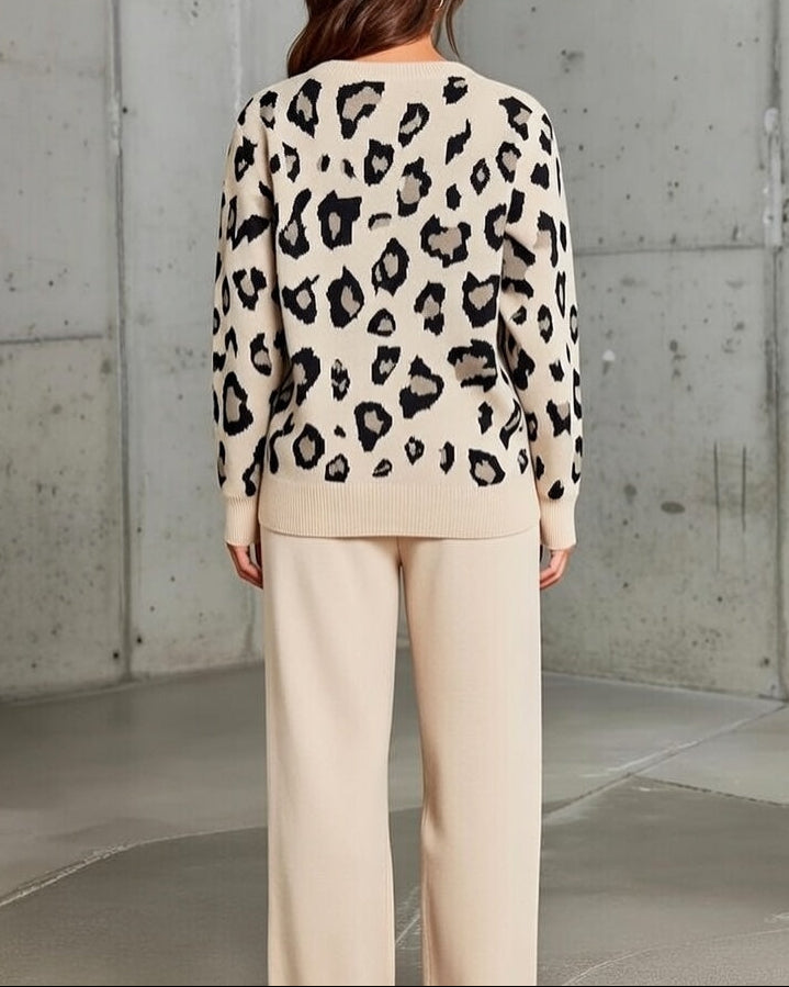 Joretta - Elegant Leopard Print Knit Set