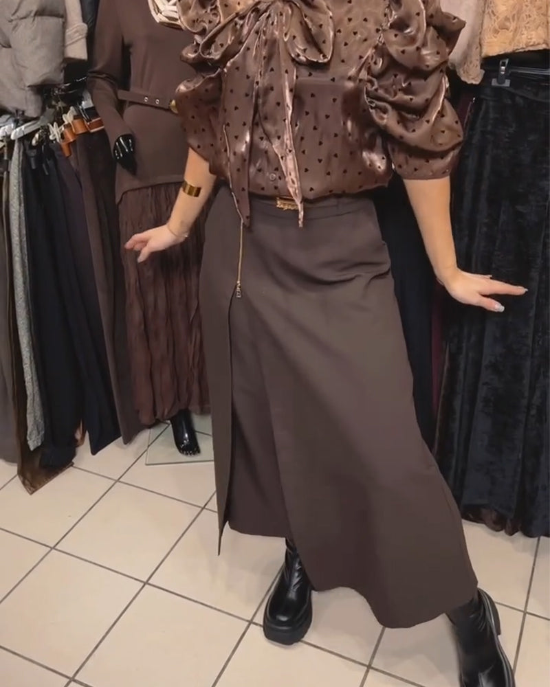 Oravelline - Elegant Trousers with Modern Zip Closure