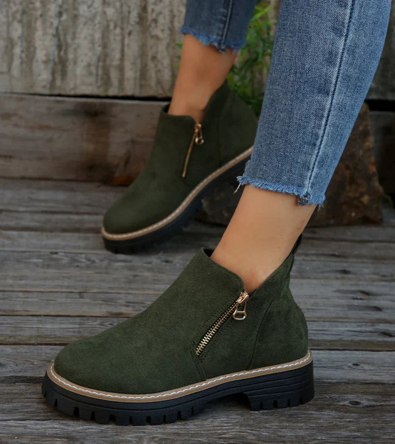 Heliviane™ - Comfortable orthopedic ankle boots for women with wedge sole