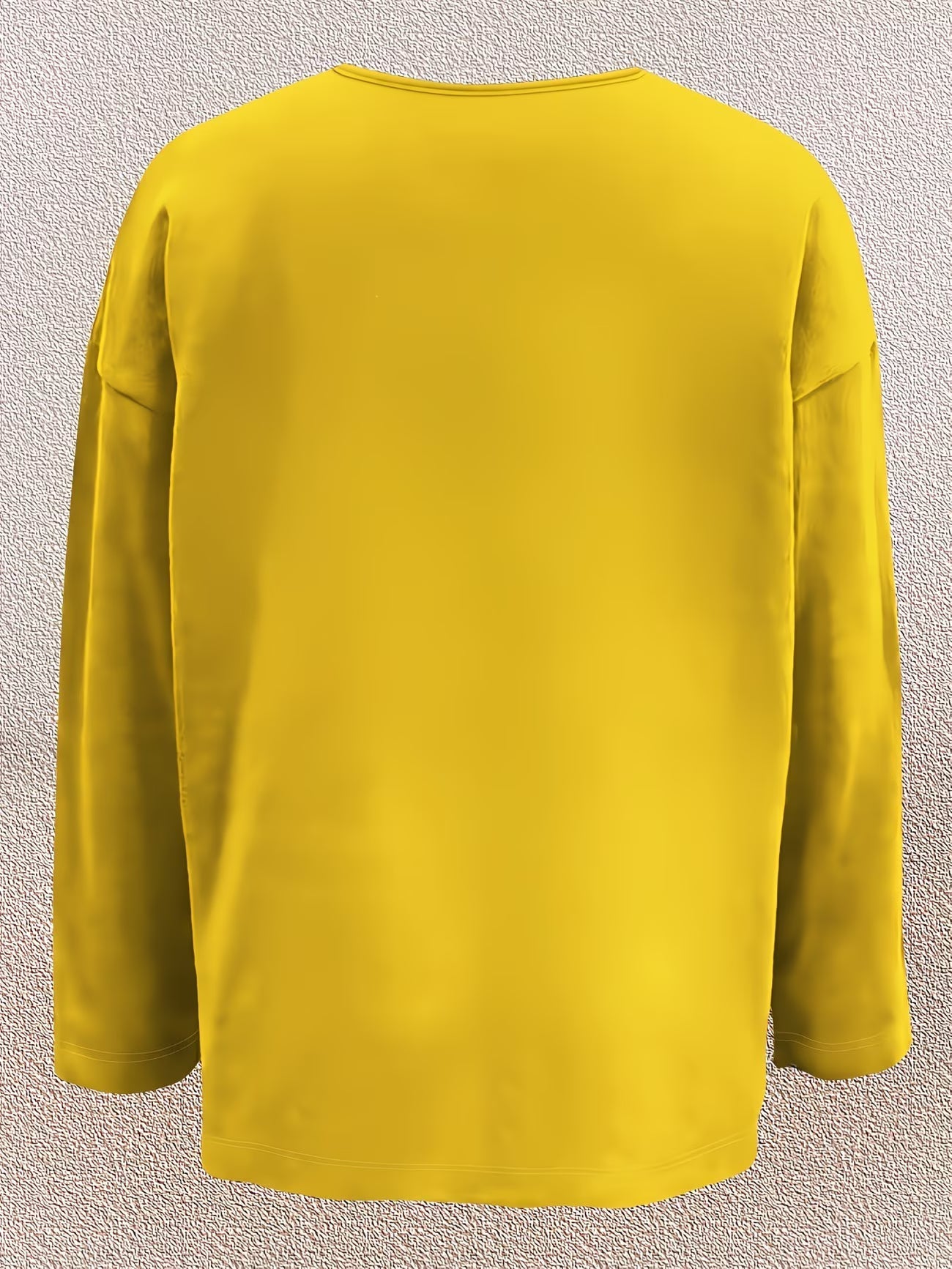 Olivira - Loose-fitting top with a nature-inspired floral pattern