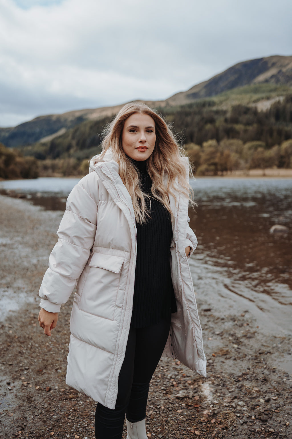 Lonneke - Manteau Long Femme Duvet avec Capuchon