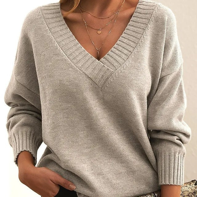 Jovessina - Elegant V-Neck and Long Sleeve Sweater