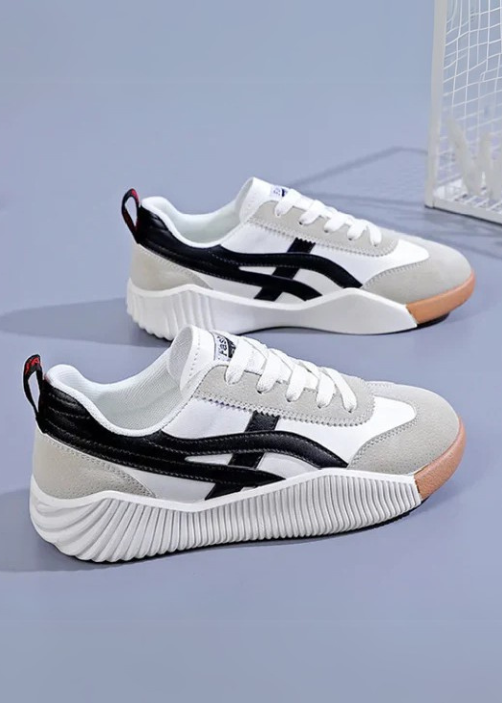 Manette - Comfortable Everyday Sneakers