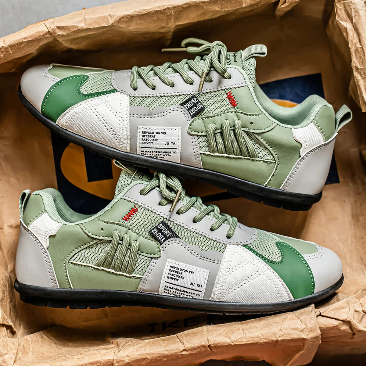 Claude - Urban Comfort Sneakers with a Retro Spirit