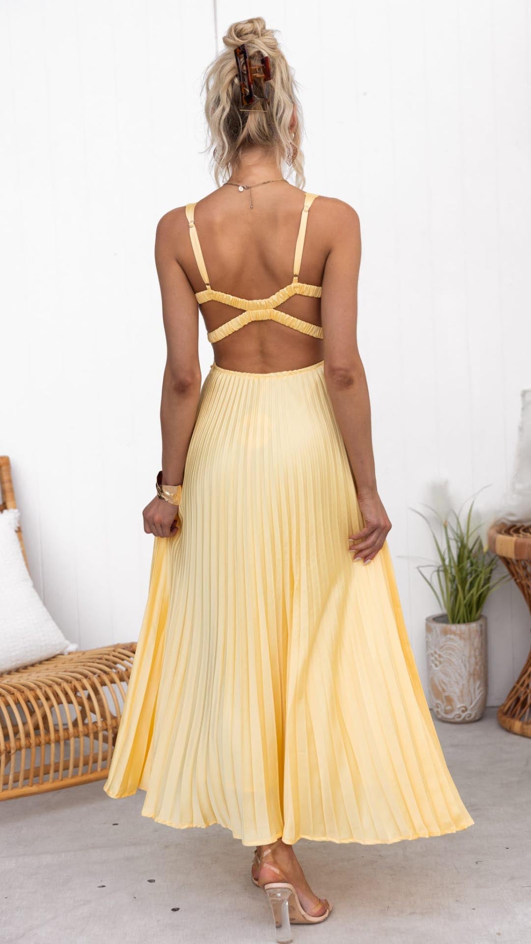 Darya - Robe Maxi Plissée Jaune à Décolleté en V