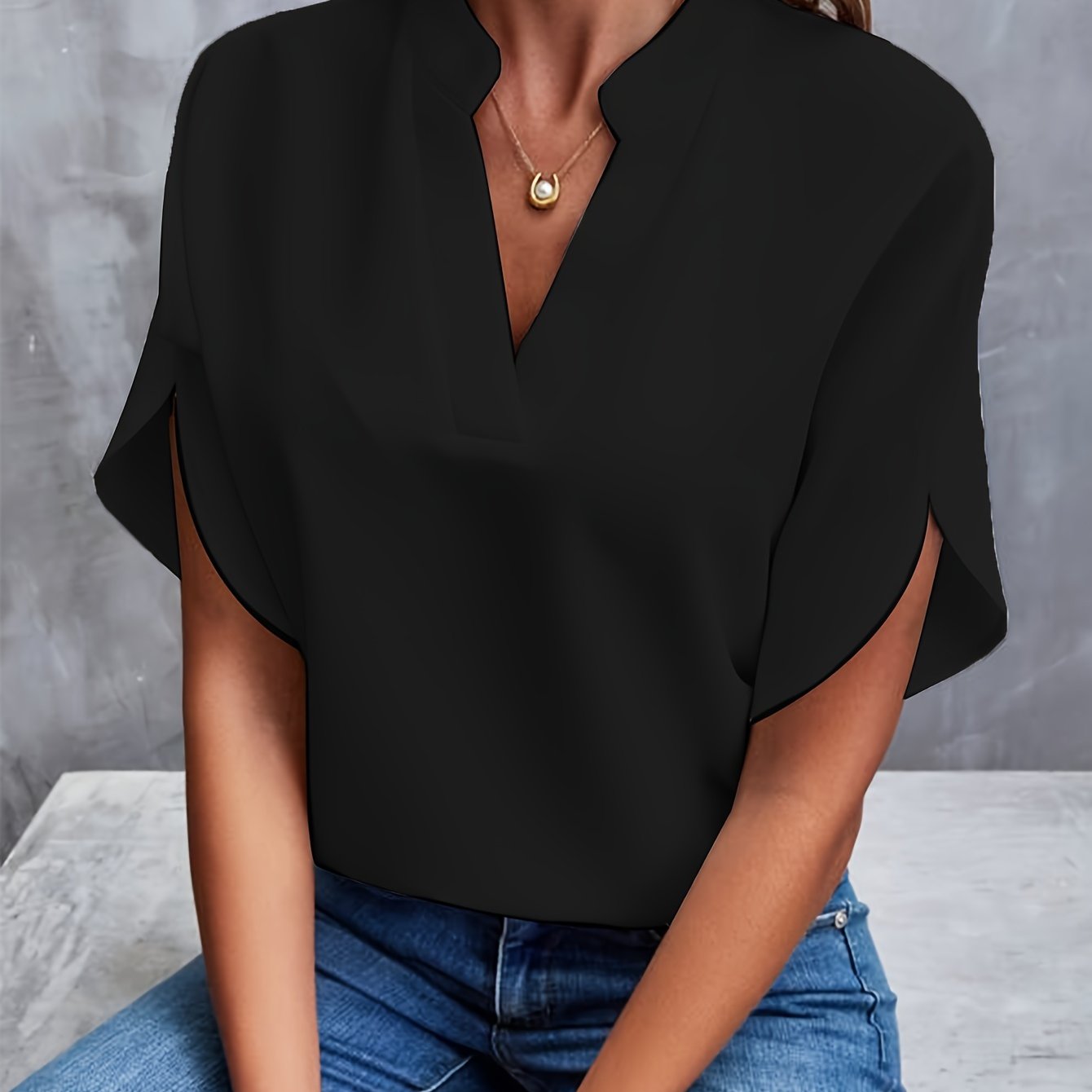 Kiana™ - Solid Color V-Neck Blouse