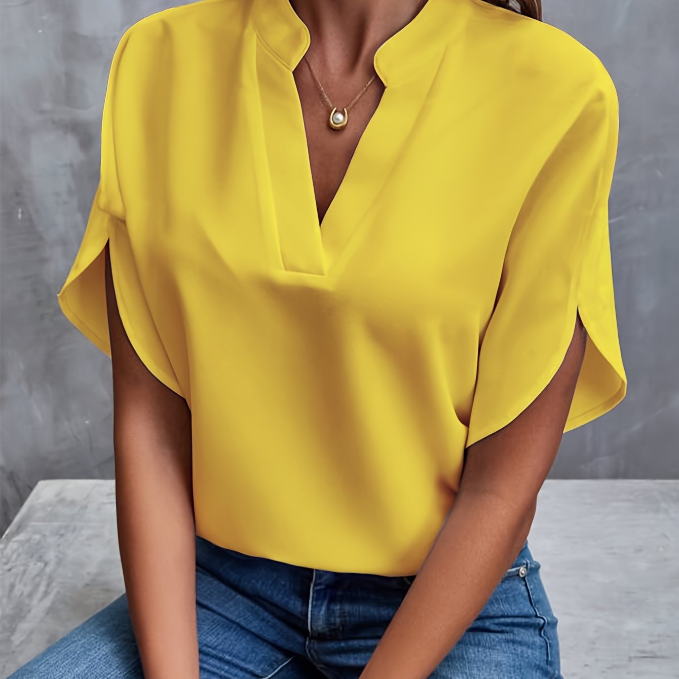 Kiana™ - Solid Color V-Neck Blouse