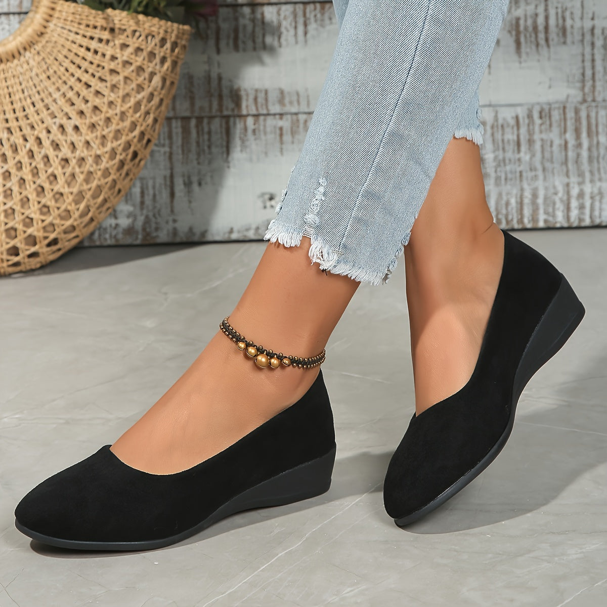 Kaelinne - Chic and Comfortable Wedge Heel Ballet Flats