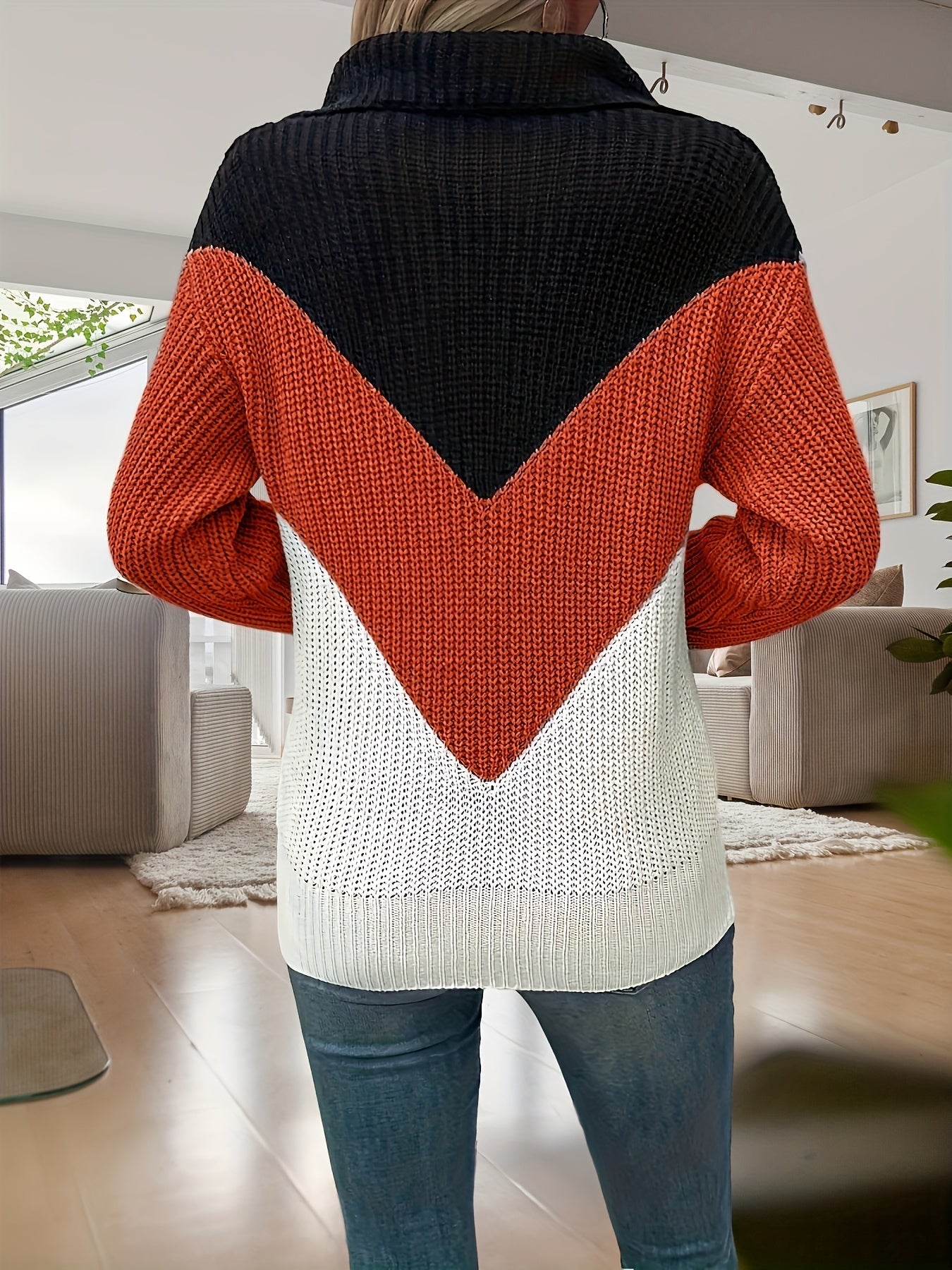Faylinessa - Contrasting Long Sleeve Knit Sweater