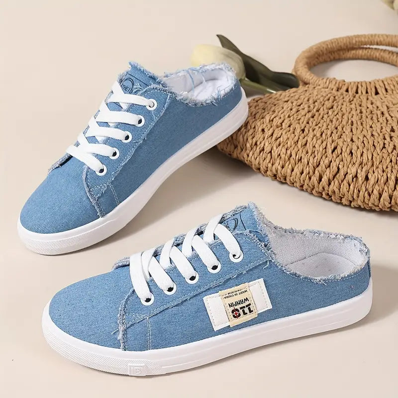 Cyrelia - Trendy and comfortable flat lace-up canvas shoes that go with everything