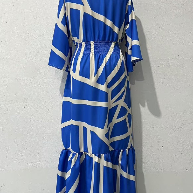 Silvia - Robe Élégante Cintrée avec Col V