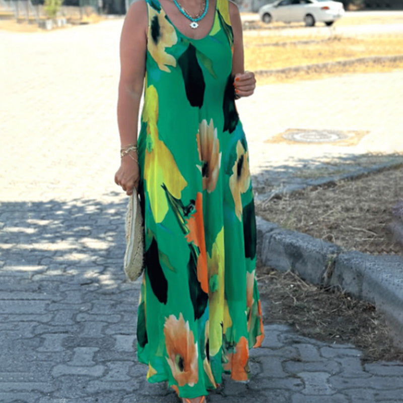 Maren - Sleeveless Flared Dress with Floral Print