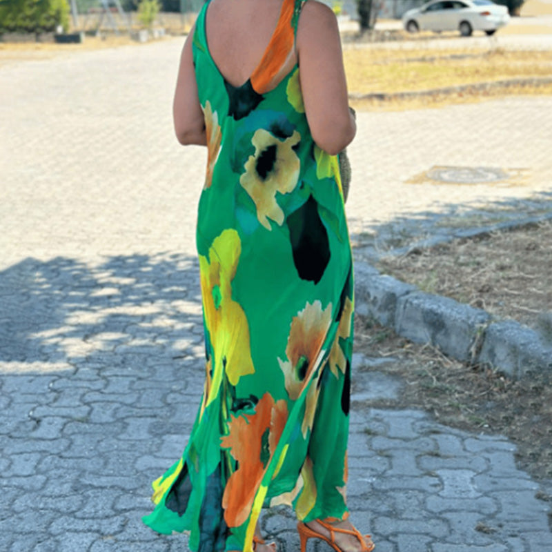 Maren - Sleeveless Flared Dress with Floral Print