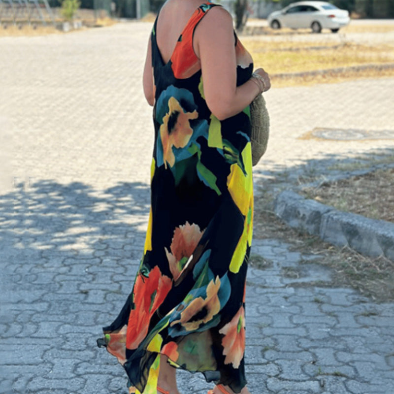 Maren - Sleeveless Flared Dress with Floral Print