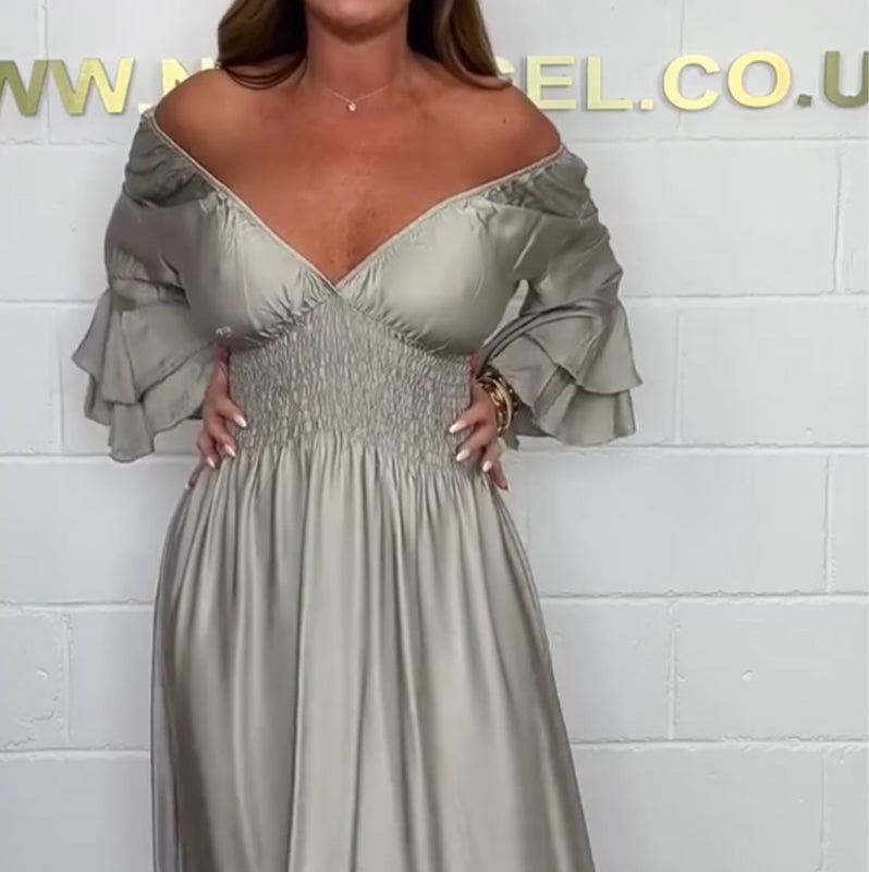 Sybille - Robe Évasée à Volants et Taille Haute