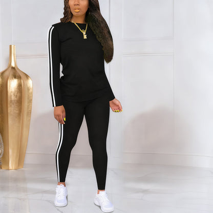 Isalivienne - Elegant Two-Piece Tracksuit Set with Side Stripes