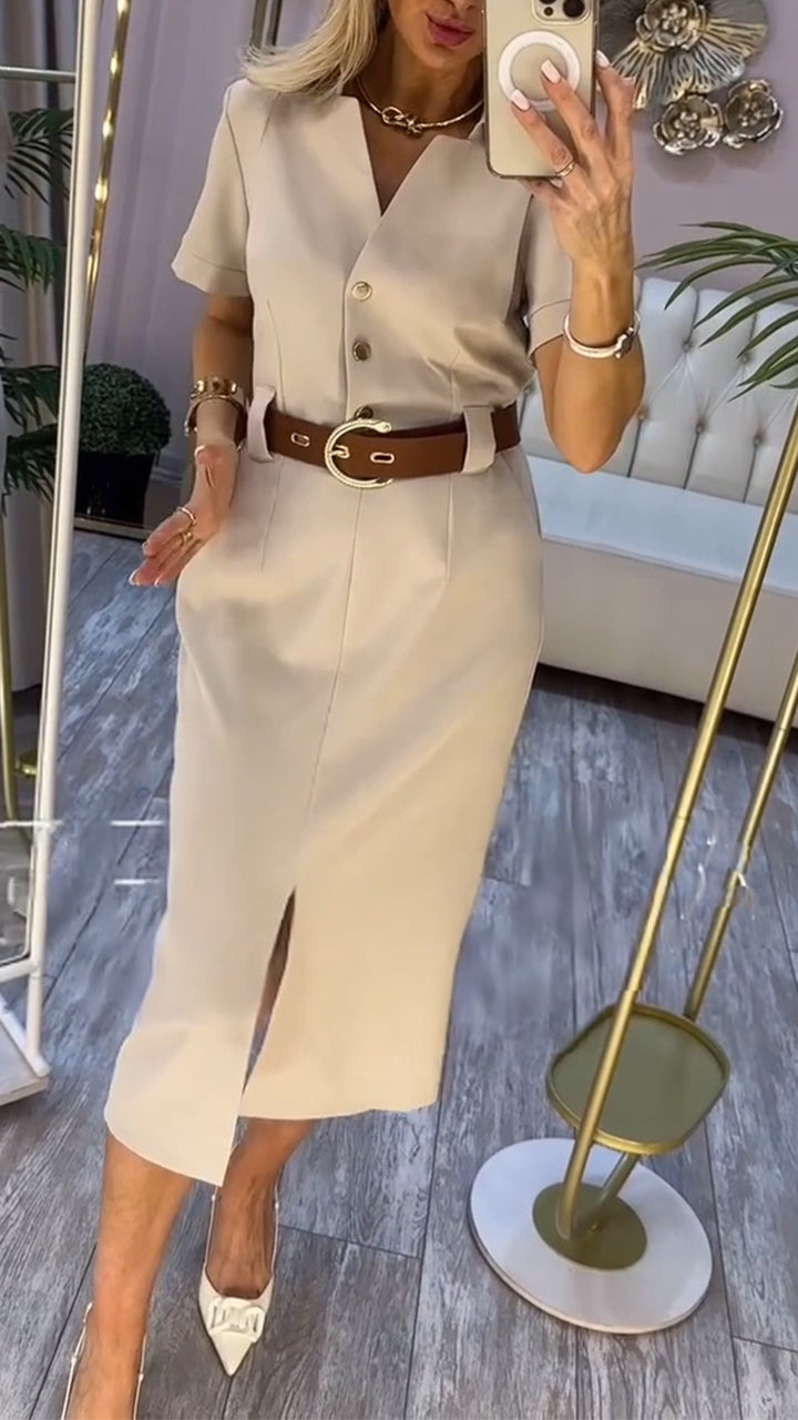 Belenora- Robe décontractée avec col à revers et fente élégante