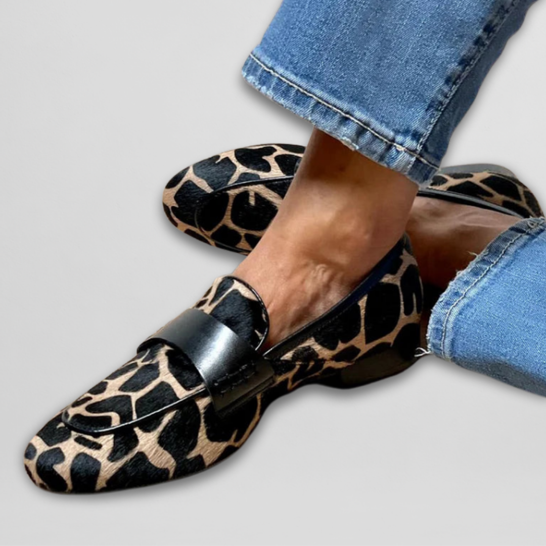 Quirelle™ - Animal Print Loafers 