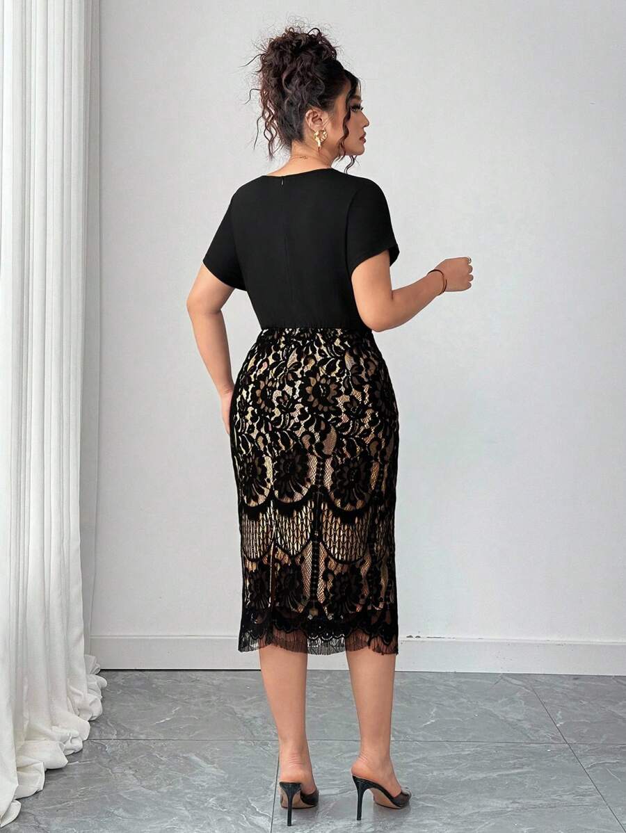 Ovelia - High-Waisted Lace Evening Dress with V-Neck and Short Sleeves 