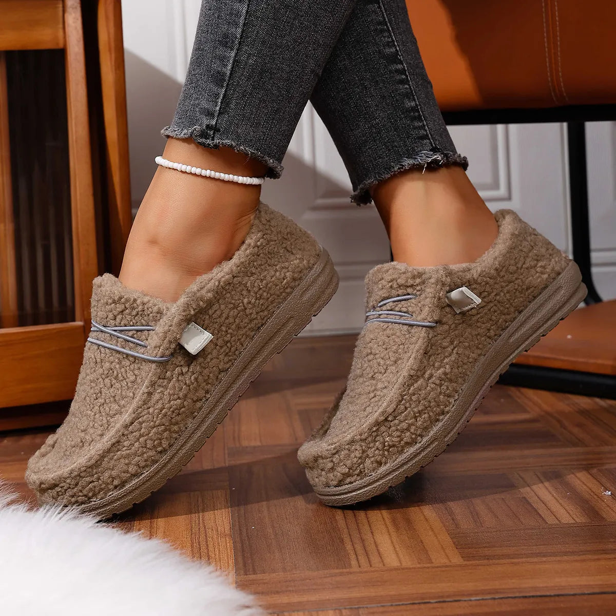 Kaelirae - Cozy Teddy Fabric Slippers 
