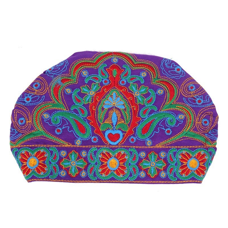 Ravelle - Hand-embroidered bandanas and caps with colorful designs
