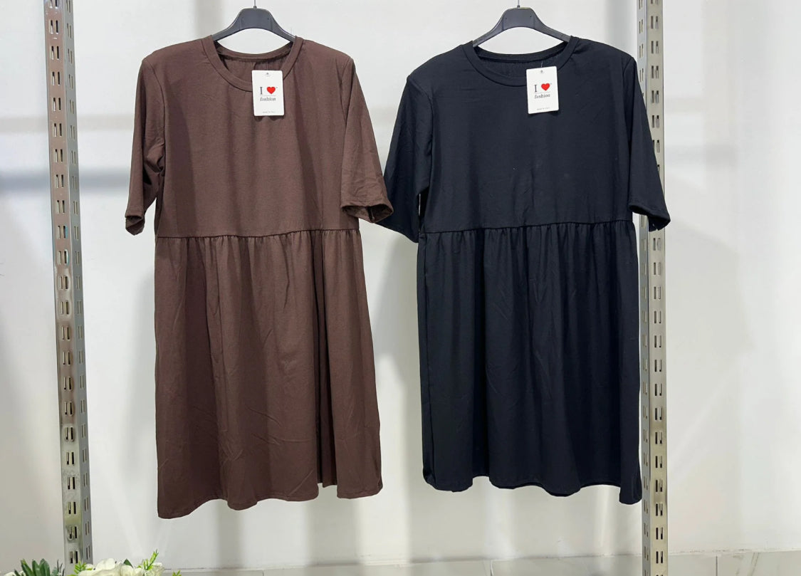 Elandra - Elegant Midi Dress with Half Sleeves 