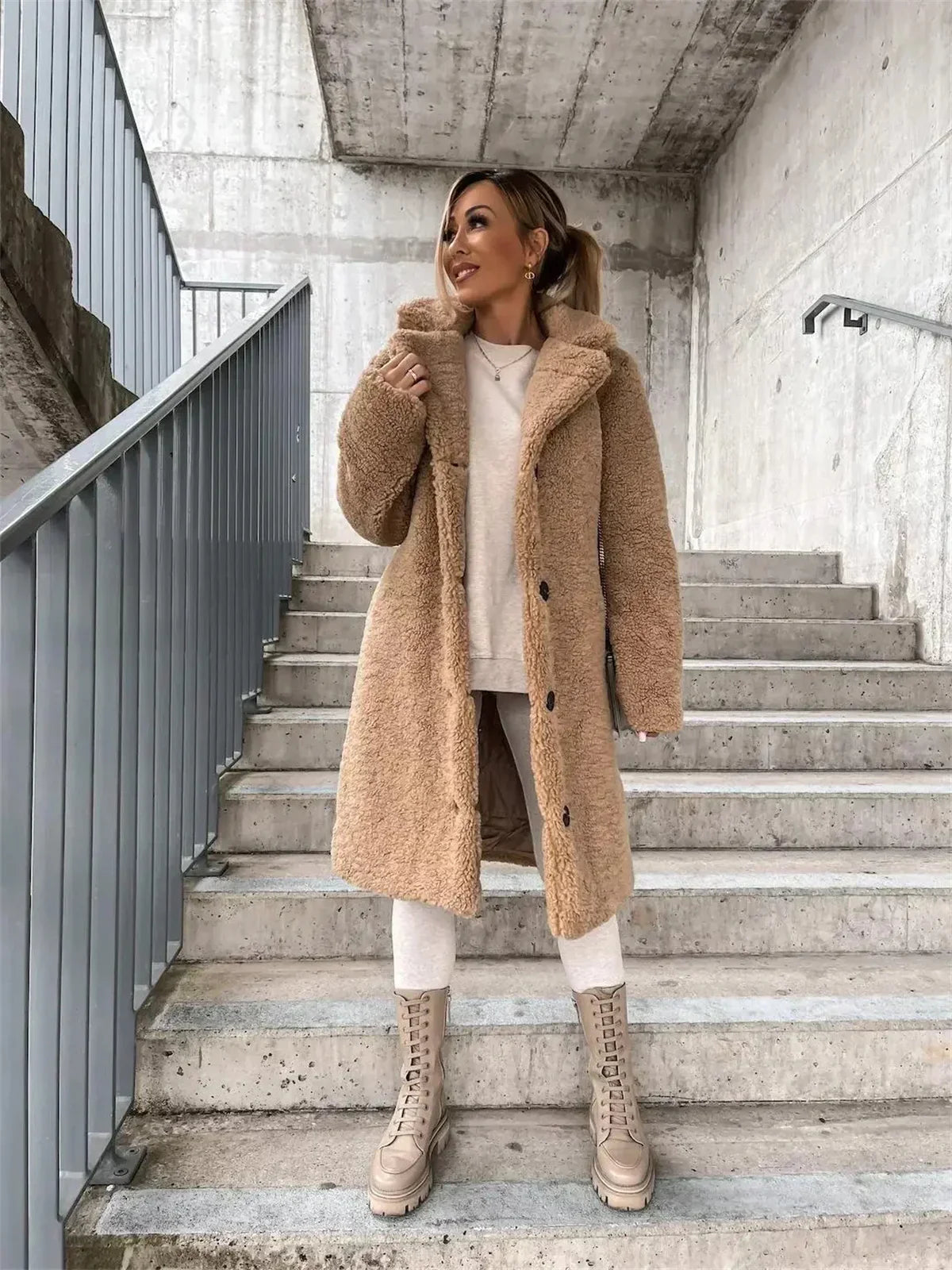 Presina - Elegant teddy coat for women