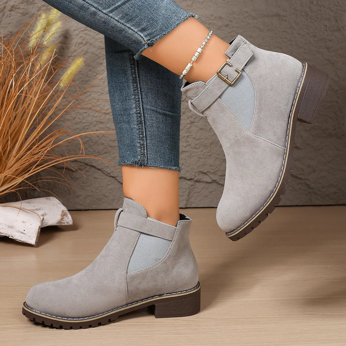 Gisarae - Elegant Vintage Style Flat Leather Ankle Boots 