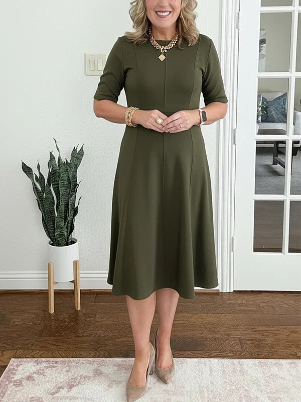 Quirinae - Elegant Midi Dress with Flared Cut and Sleeves