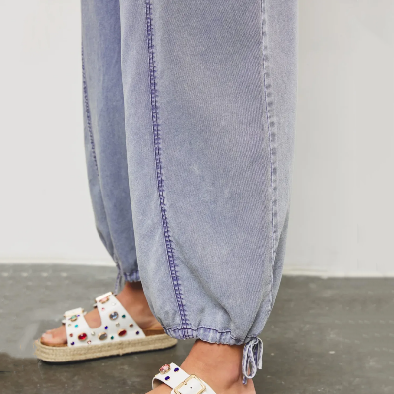Anja™ - Salopette en denim à décolleté en V pour femmes